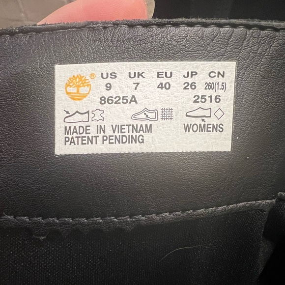 TIMBERLAND- LEATHER RIDING BOOTS - Picture 5 of 8